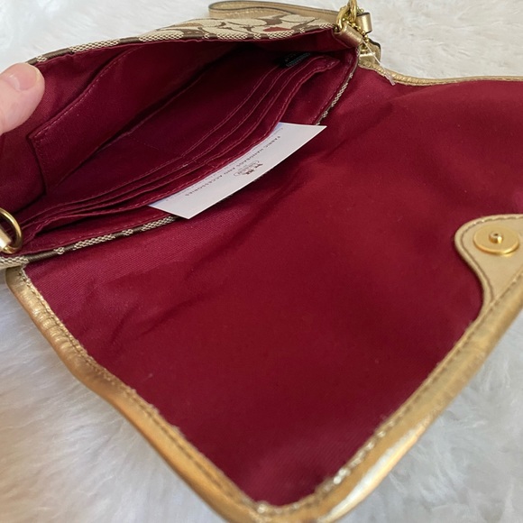 COACH SECRET ADMIRER LARGE FLAP WRISTLET WALLET 46934 - Picture 5 of 15